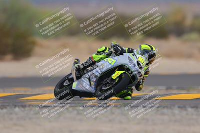 media/Sep-11-2022-SoCal Trackdays (Sun) [[81b7e951af]]/Turn 7 (1145am)/